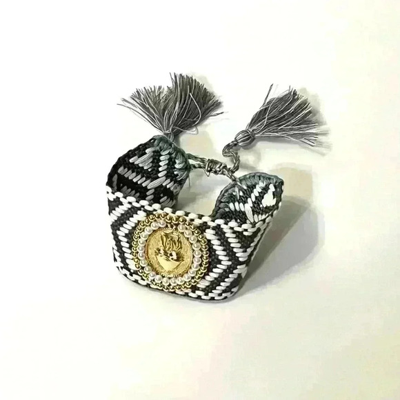 Woven Tassel Sacred Heart Bracelet - Picture 1 of 1